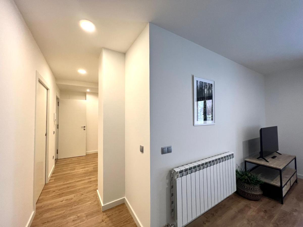 Espot Cowork & Apartments - L'Amfitriona Zewnętrze zdjęcie