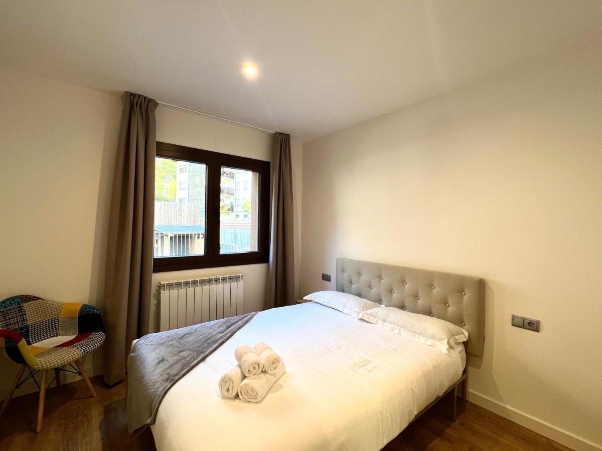 Espot Cowork & Apartments - L'Amfitriona Zewnętrze zdjęcie